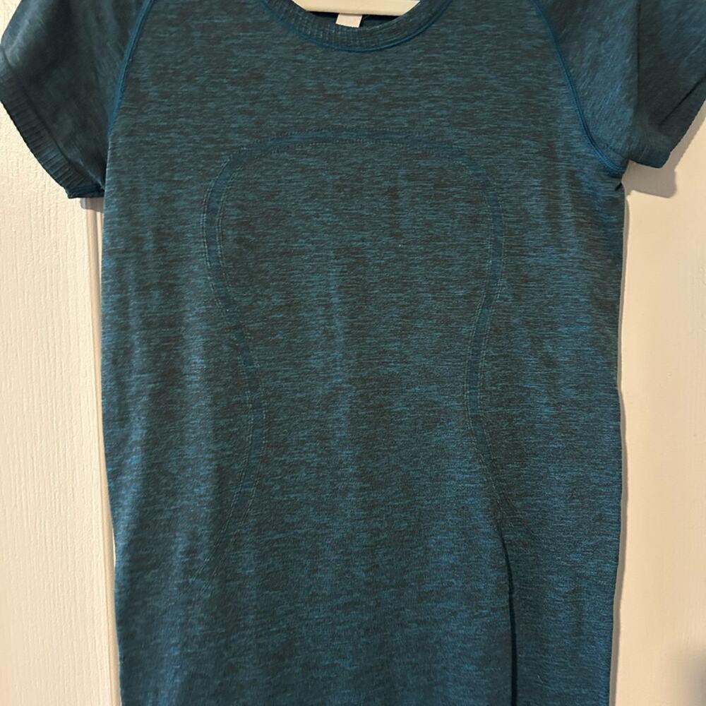 Lululemon Blue Athletic T-Shirt